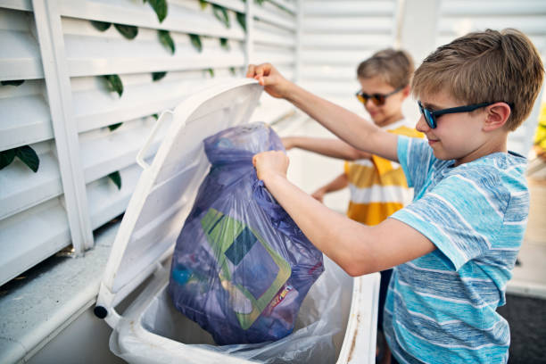 Best Yard Waste Removal  in Valley Park, MO